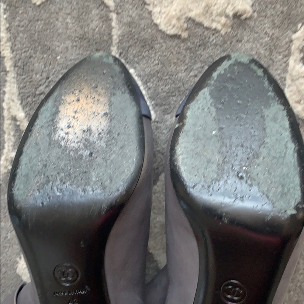 CHANEL Cap-Toe CC Ankle Boots Size 11 / IT 42 - Picture 11 of 11